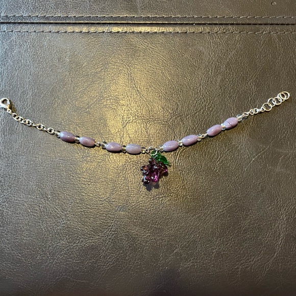 Hand made grape bracelet - Picture 3 of 3
